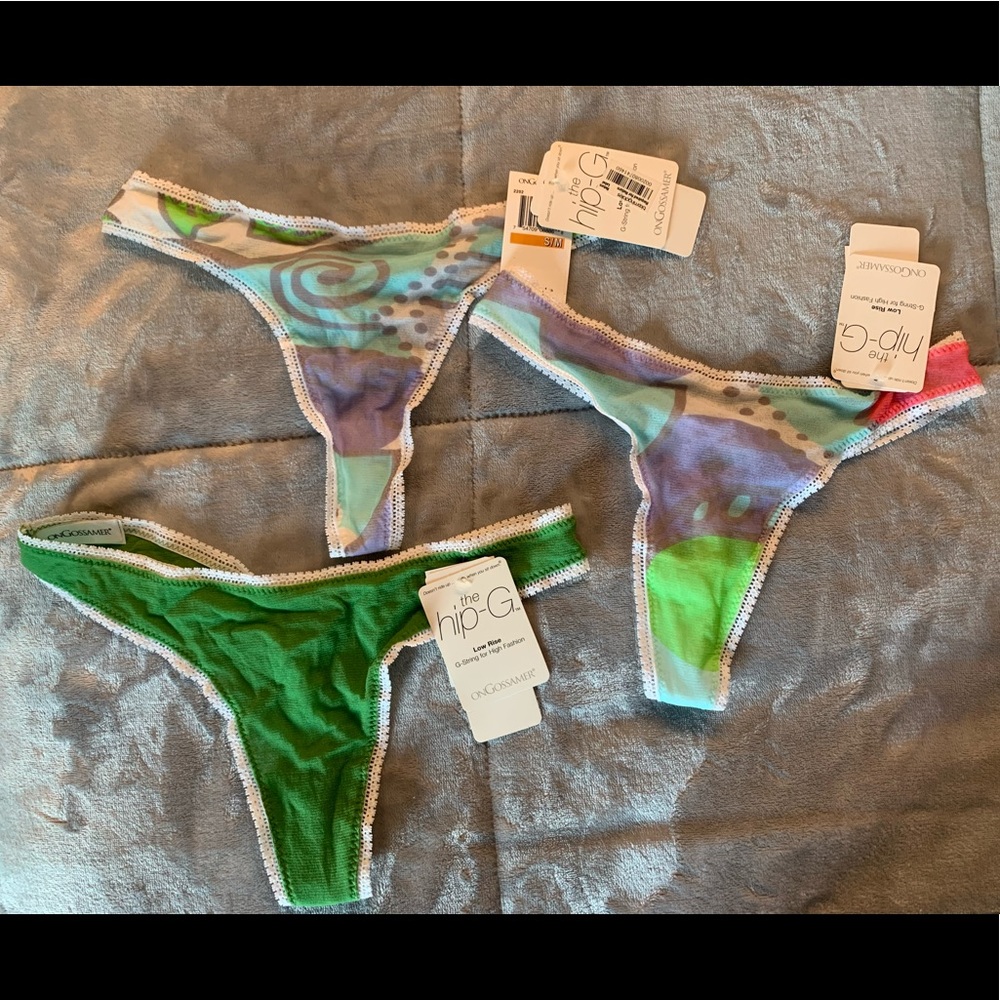 On Gossamer The hip - G low rise thong. S/M NEW